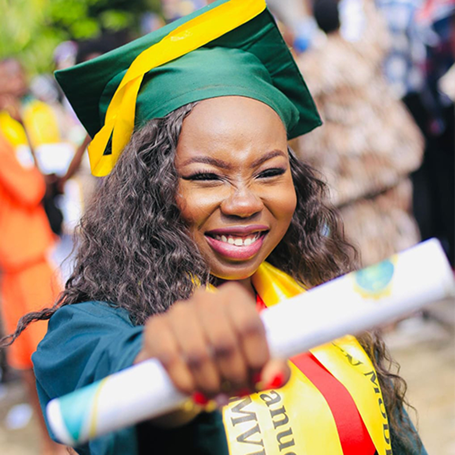 Emmanuella Lofe Mvuale (Danu)